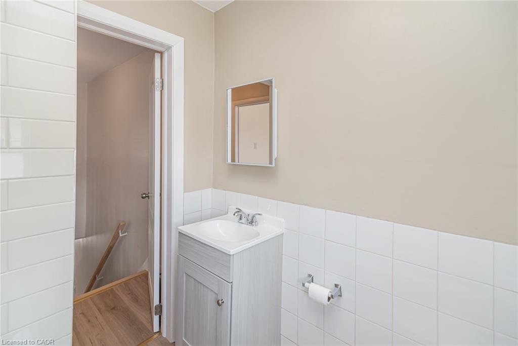60 Keith Street Property Photo 33