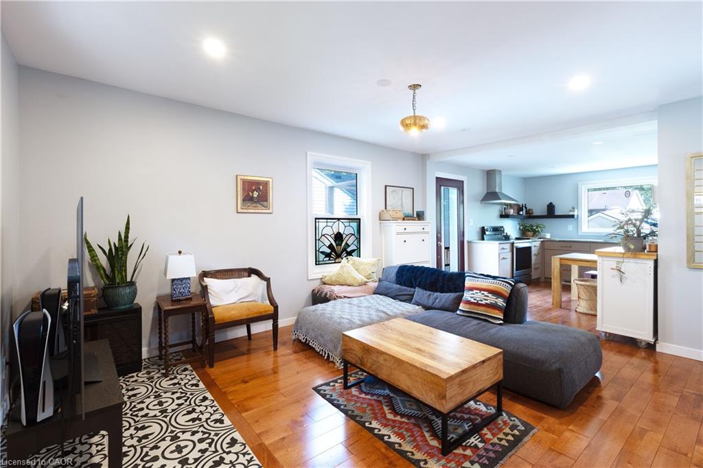 15 Spencer Avenue Property Photo 14