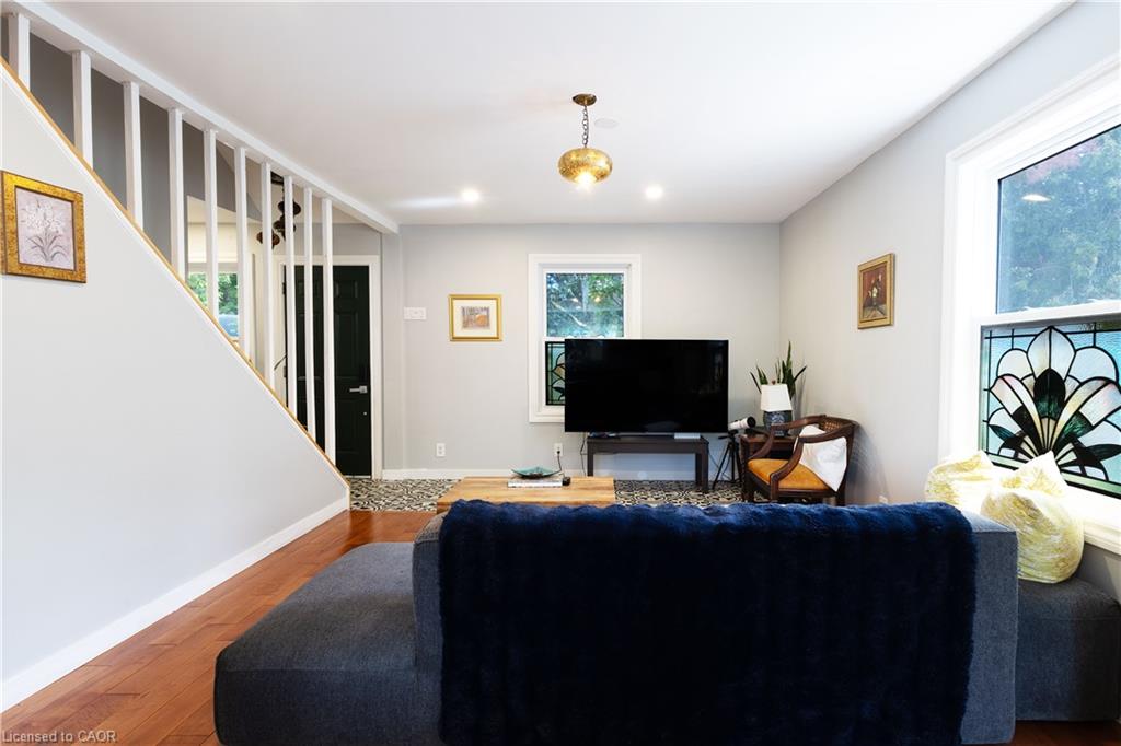15 Spencer Avenue Property Photo 16