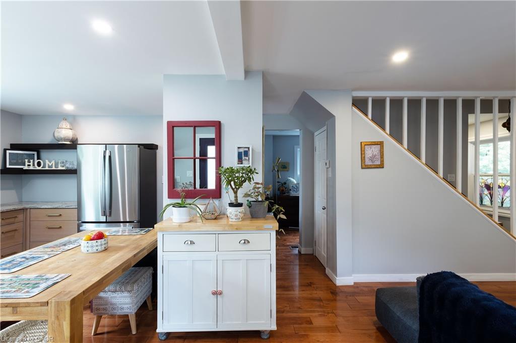 15 Spencer Avenue Property Photo 17