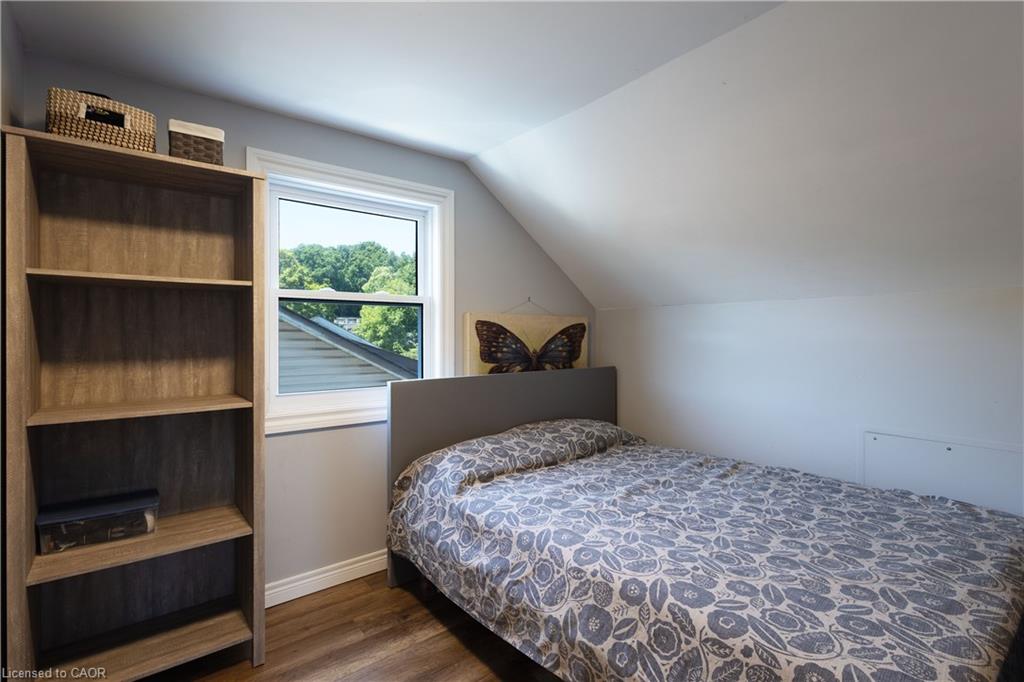 15 Spencer Avenue Property Photo 26