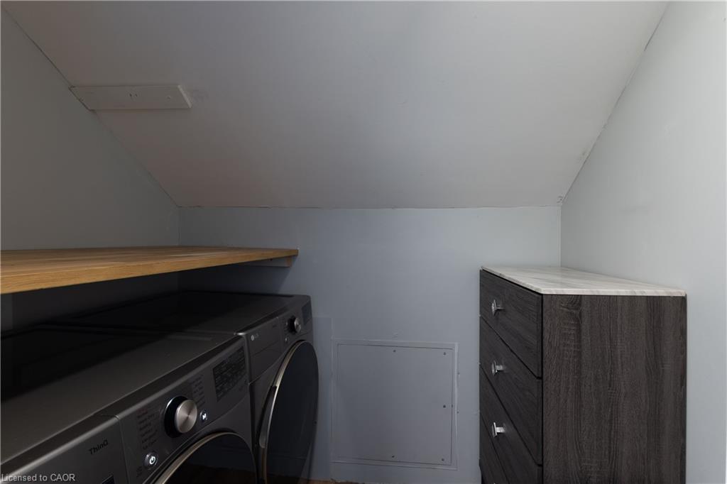 15 Spencer Avenue Property Photo 28