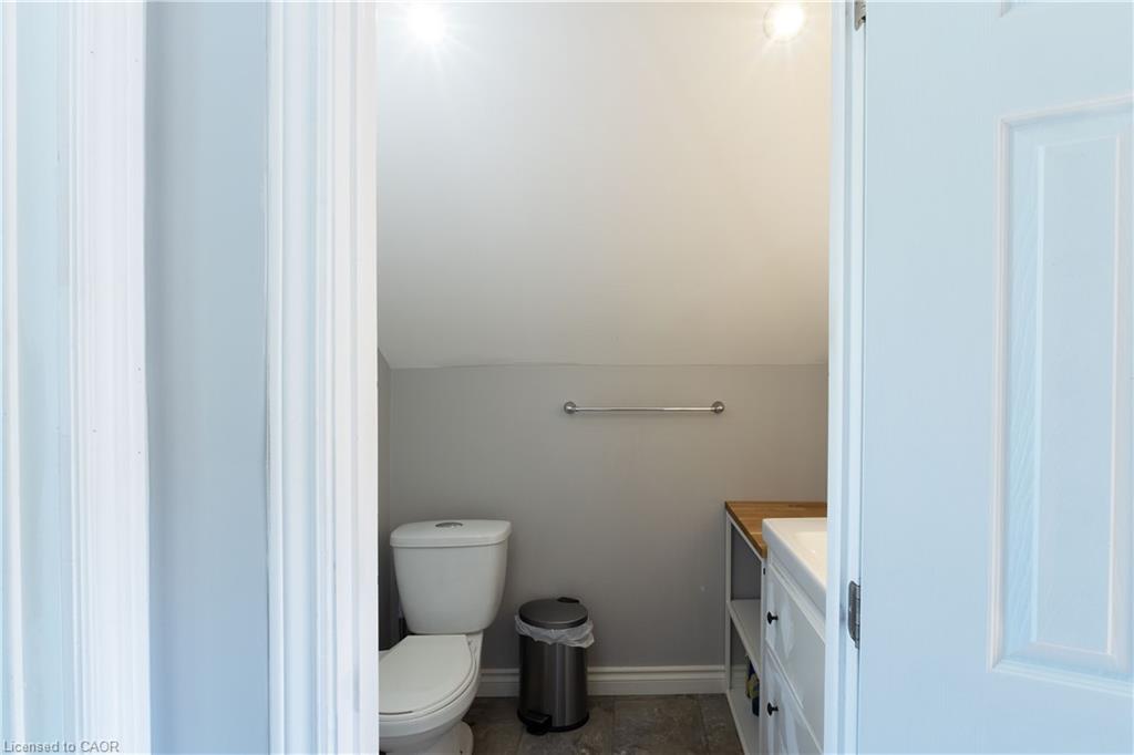 15 Spencer Avenue Property Photo 34