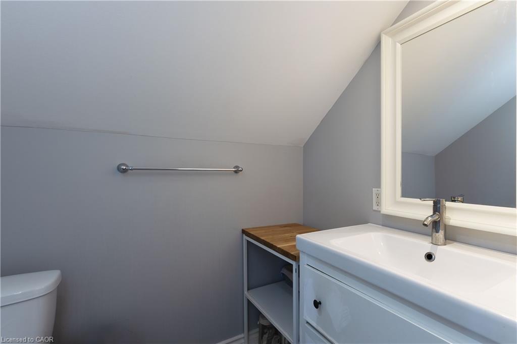 15 Spencer Avenue Property Photo 35