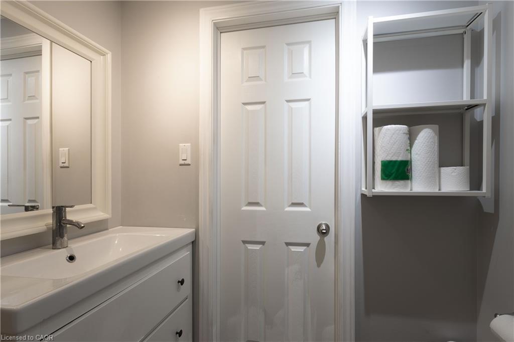 15 Spencer Avenue Property Photo 36