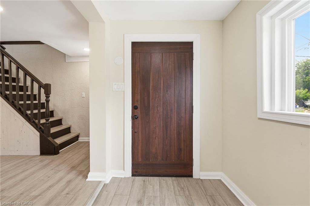 26 State Street Property Photo 7