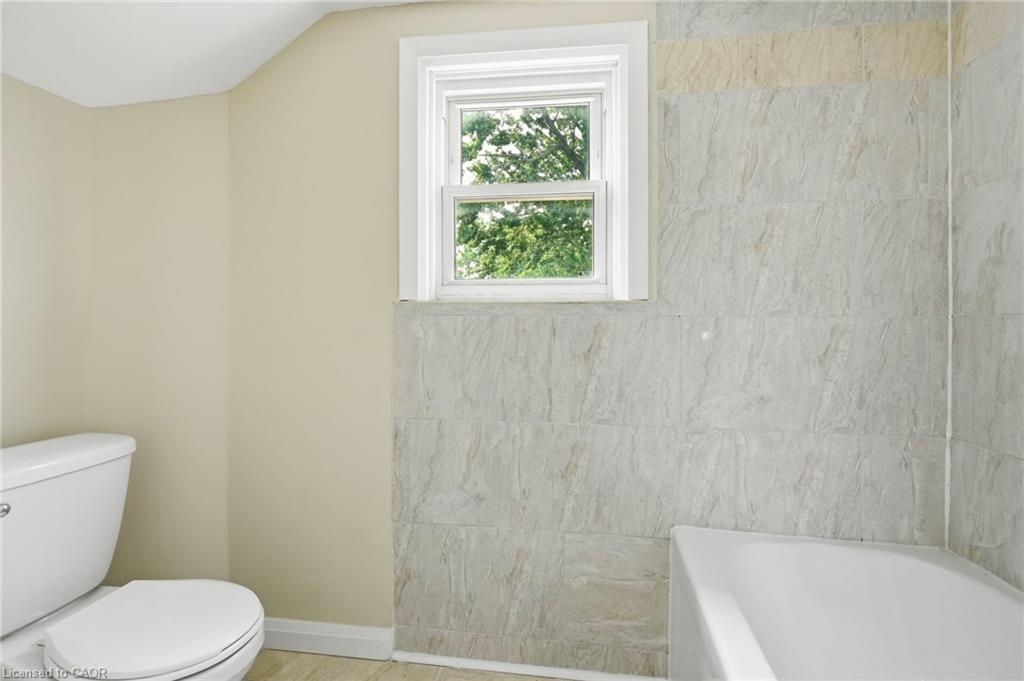 26 State Street Property Photo 20