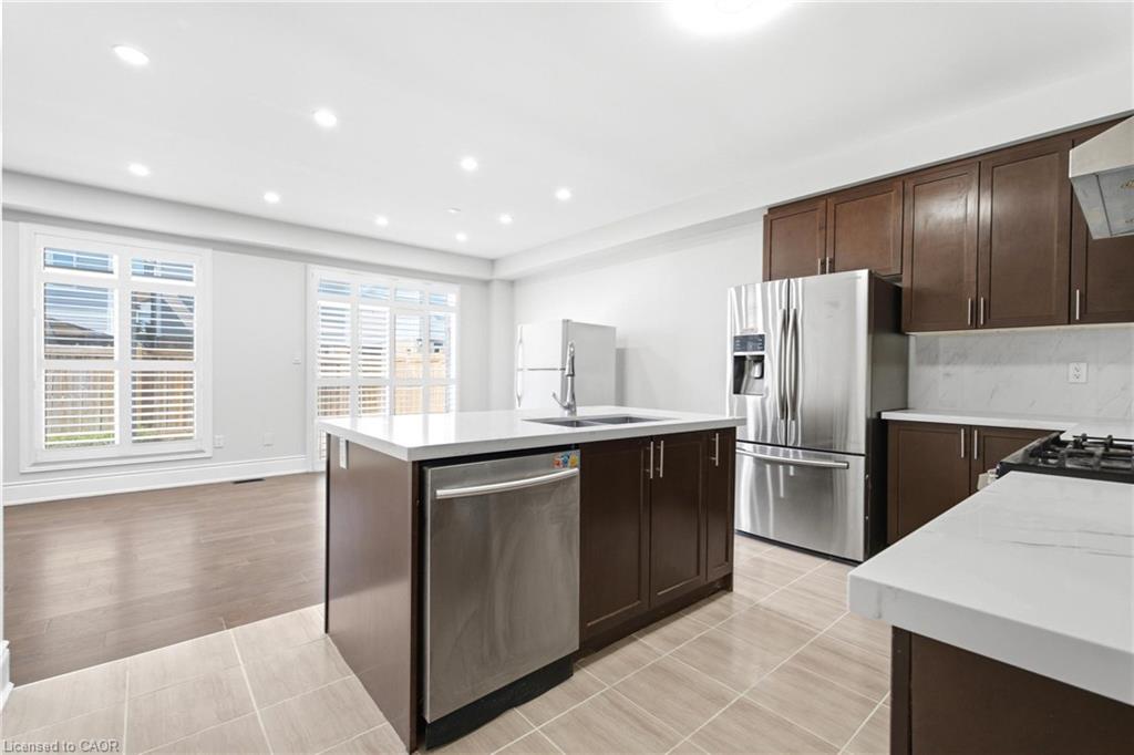 43 Mullholland Avenue Property Photo 18