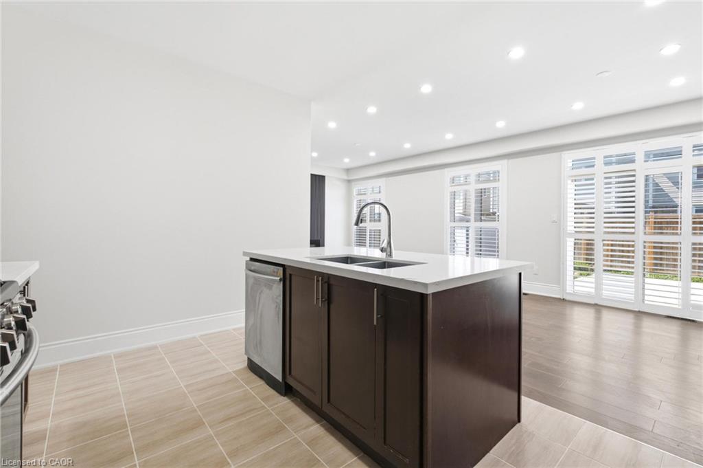 43 Mullholland Avenue Property Photo 19