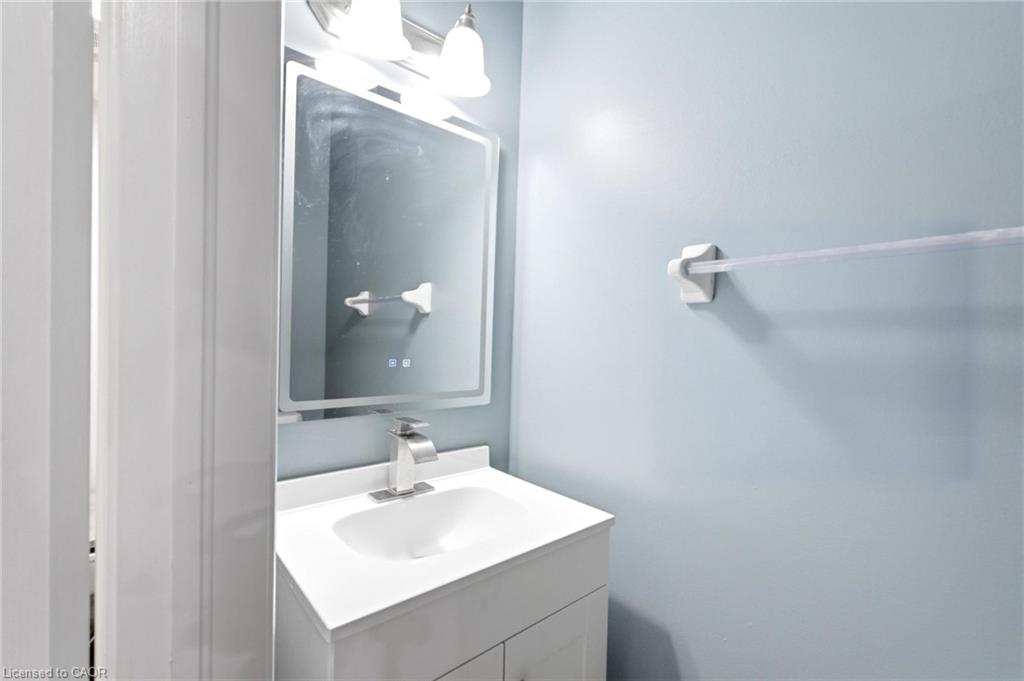 43 Mullholland Avenue Property Photo 21