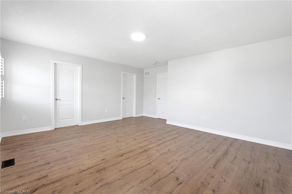 43 Mullholland Avenue Property Photo 23