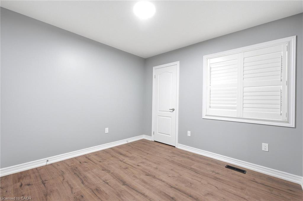 43 Mullholland Avenue Property Photo 28