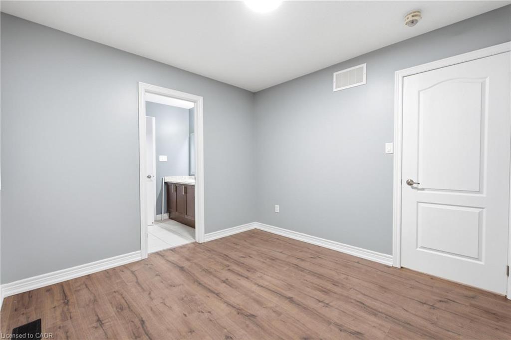 43 Mullholland Avenue Property Photo 29
