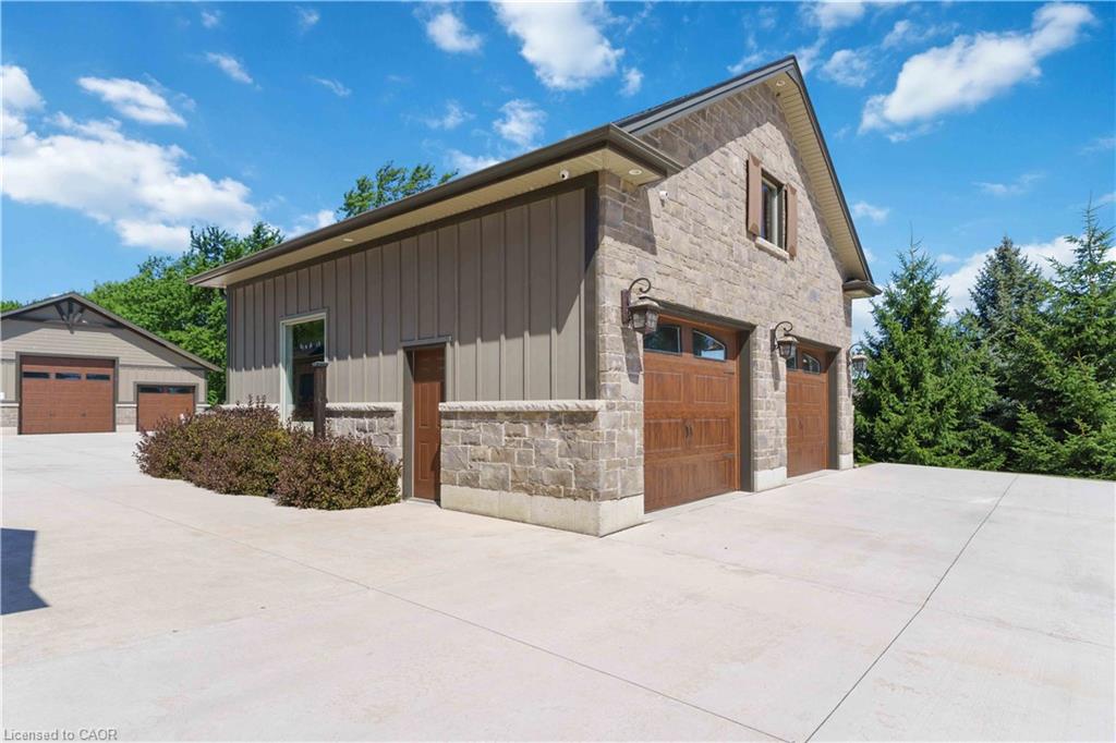 4354 Mountainview Road Property Photo 4