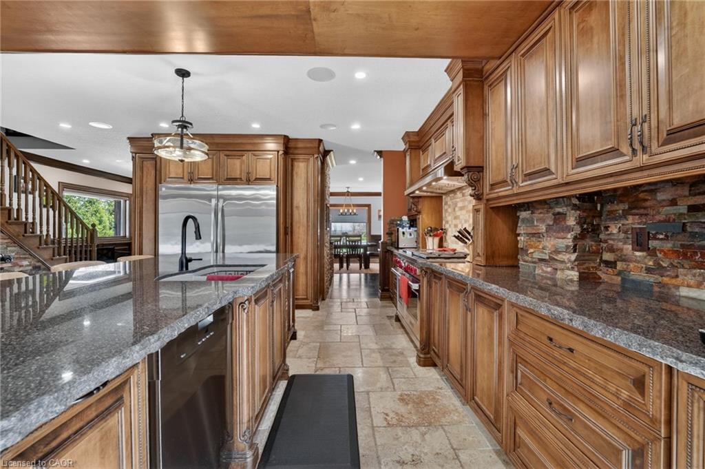 4354 Mountainview Road Property Photo 11