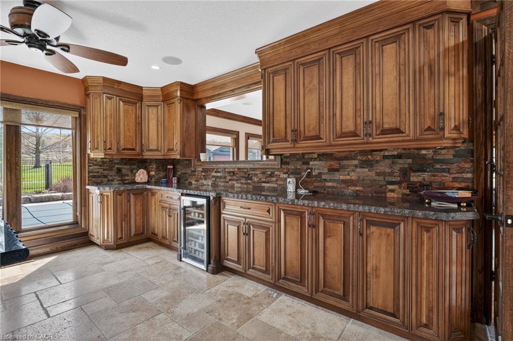 4354 Mountainview Road Property Photo 14