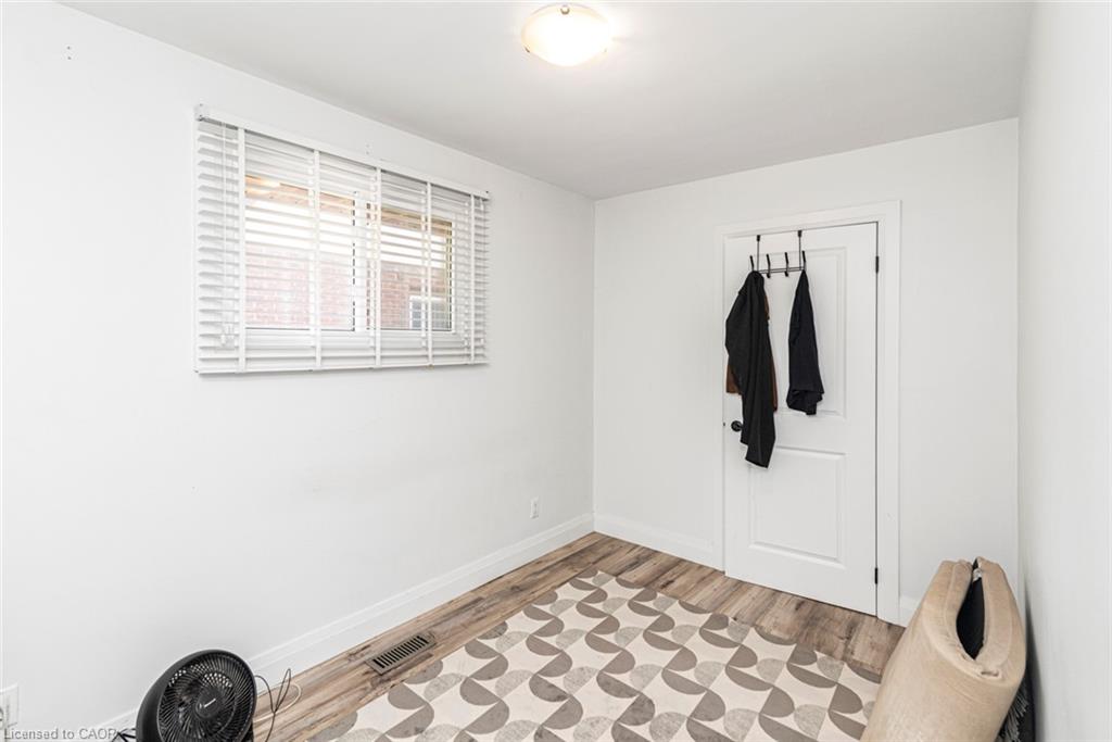 418 Fairfield Avenue Property Photo 11