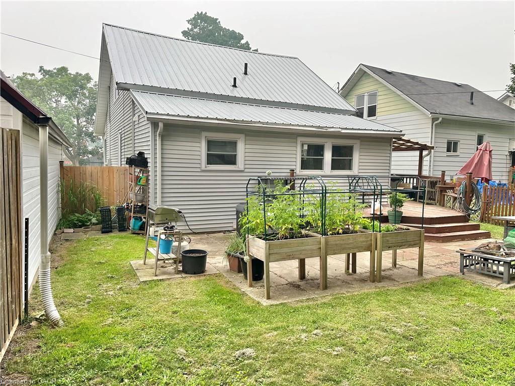 88 Brook Street Property Photo 32