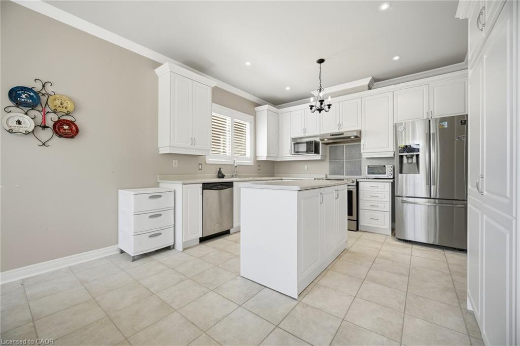 1420 Derby County Crescent Property Photo 10