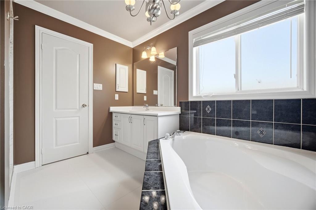 1420 Derby County Crescent Property Photo 23