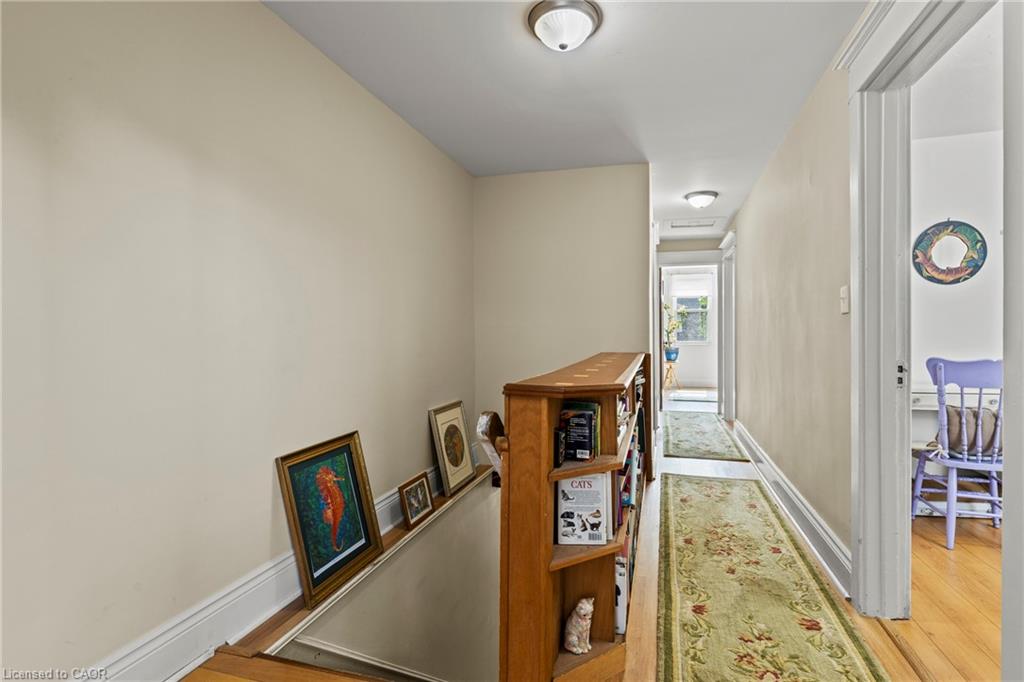 37 Park Row N Property Photo 11