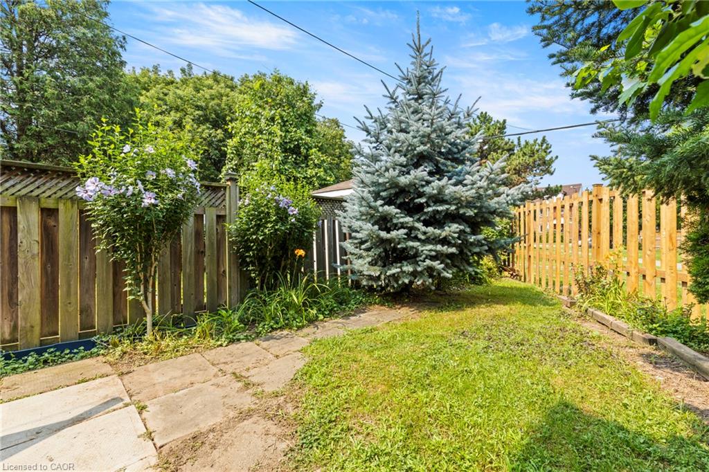37 Park Row N Property Photo 22