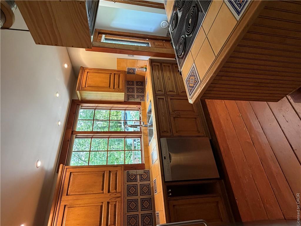 1067 Mineral Springs Road Property Photo 2