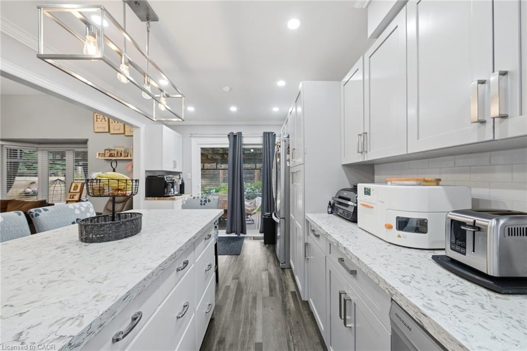 179 Jacqueline Boulevard Property Photo 14