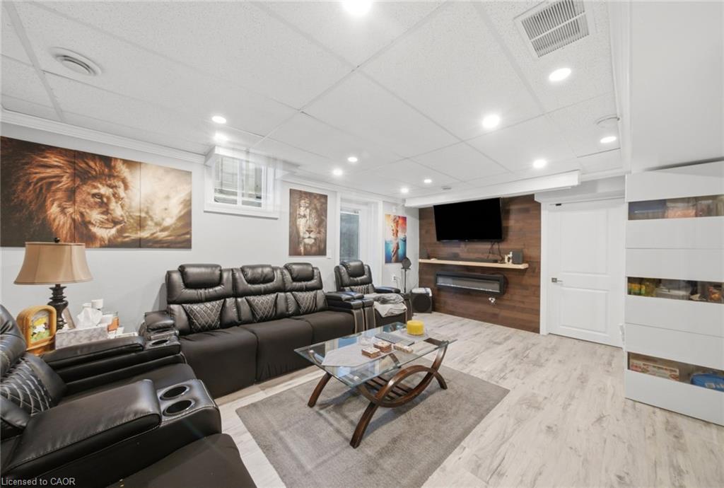 179 Jacqueline Boulevard Property Photo 28