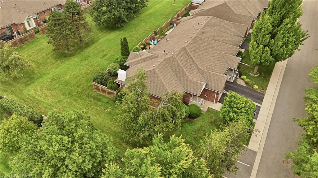 98 Sunibel Drive E Property Photo 8