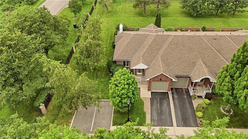 98 Sunibel Drive E Property Photo 9