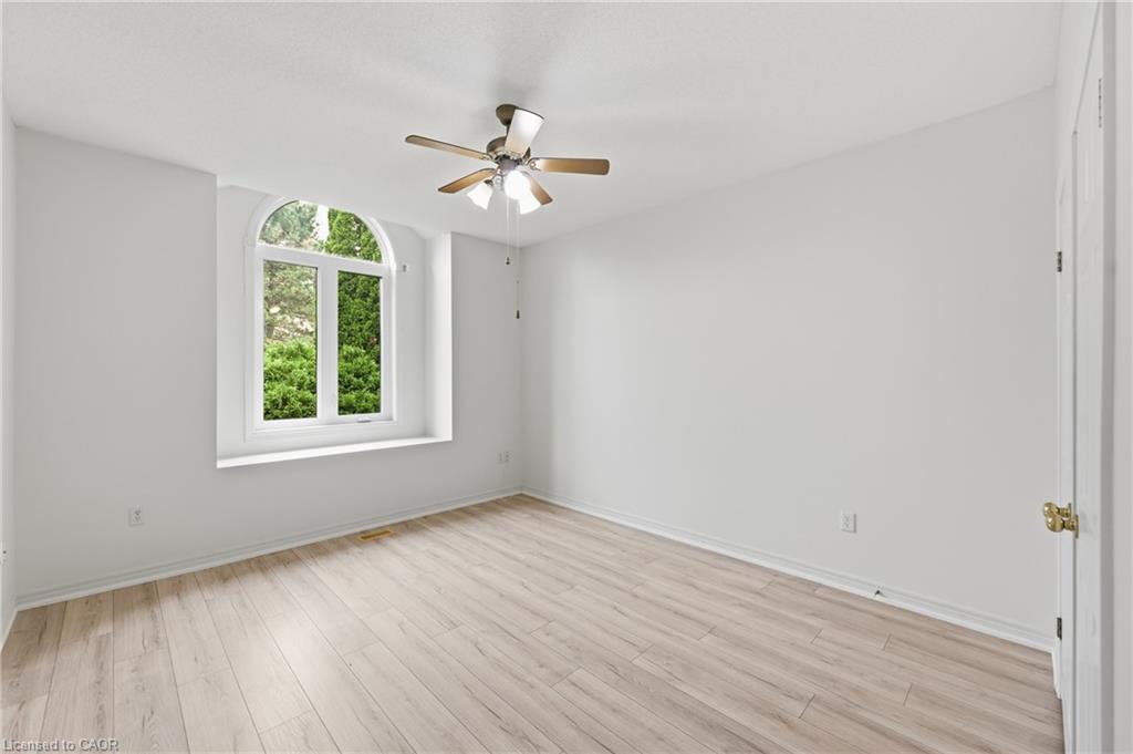 98 Sunibel Drive E Property Photo 28