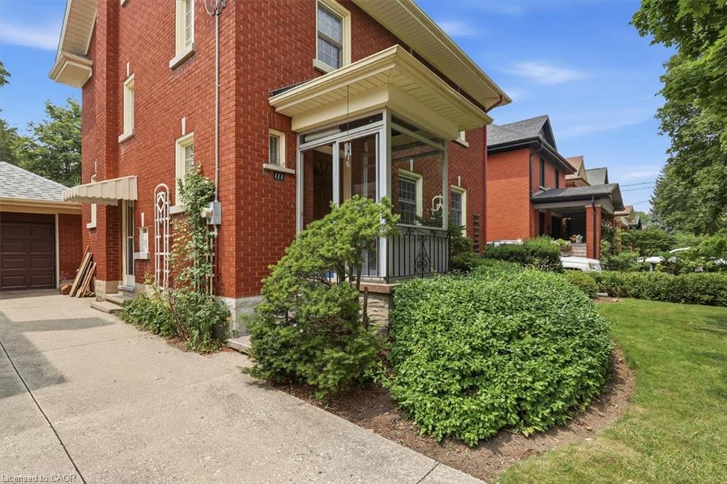 111 Filbert Street Property Photo 3