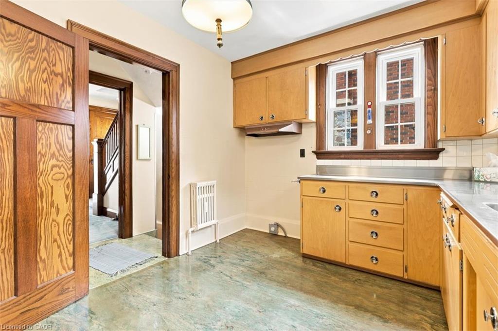111 Filbert Street Property Photo 17