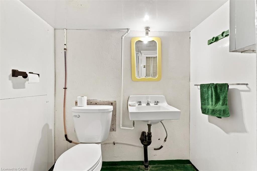 111 Filbert Street Property Photo 34