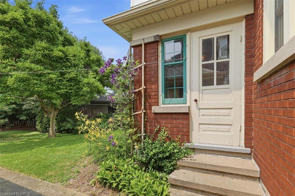 111 Filbert Street Property Photo 40