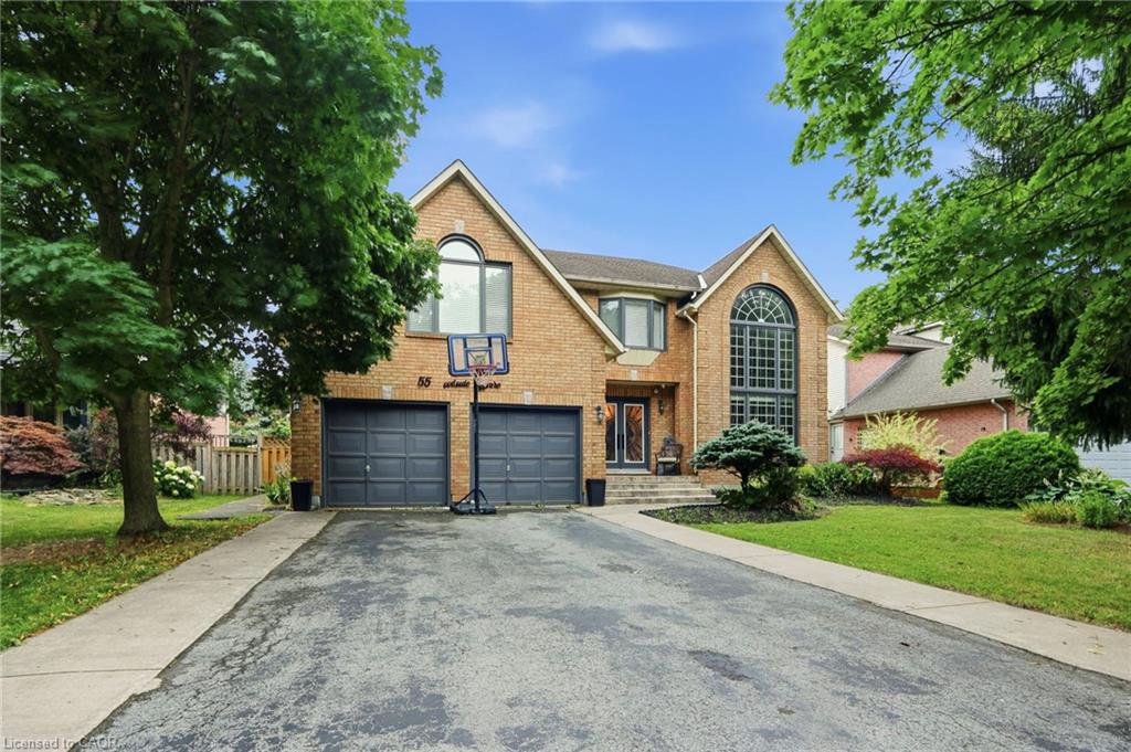 55 Woodside Square Property Photo 4