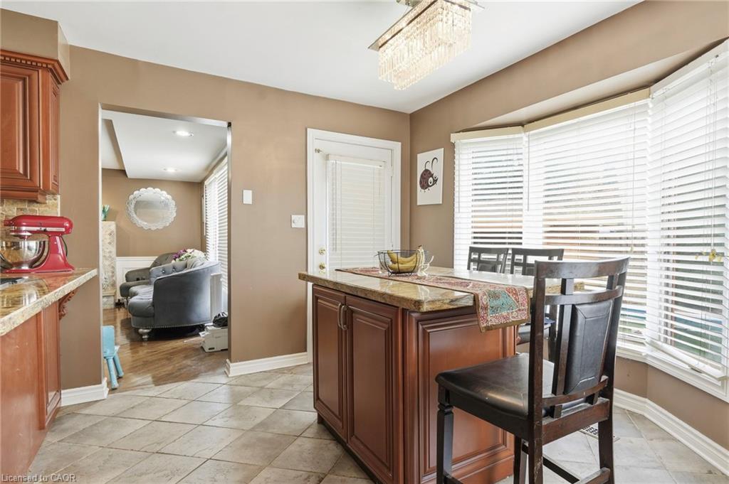 55 Woodside Square Property Photo 14