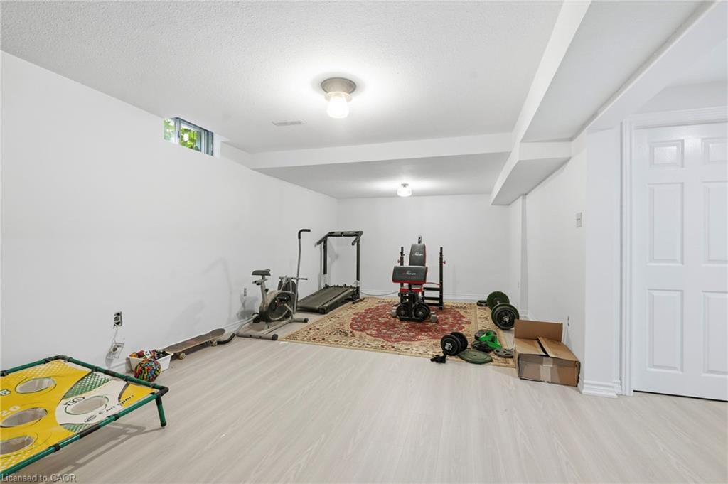 55 Woodside Square Property Photo 40