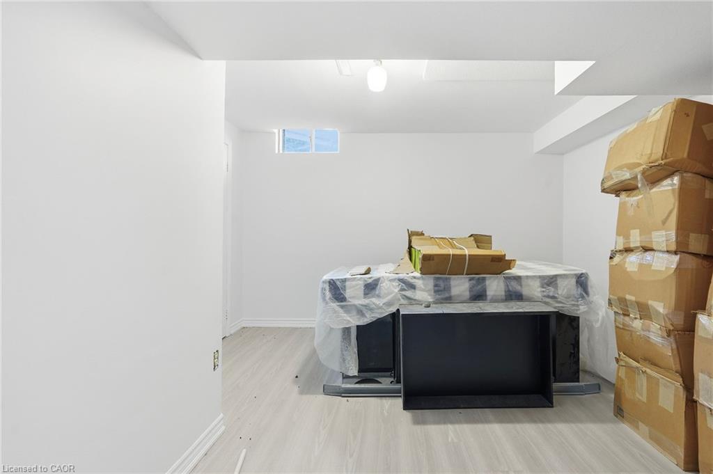 55 Woodside Square Property Photo 46