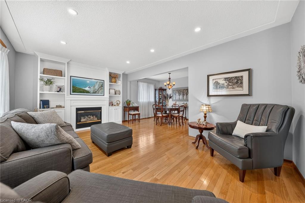 107 Laurentian Drive Property Photo 14
