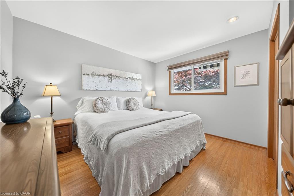 107 Laurentian Drive Property Photo 17