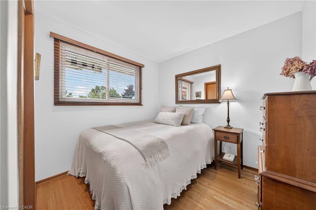 107 Laurentian Drive Property Photo 18