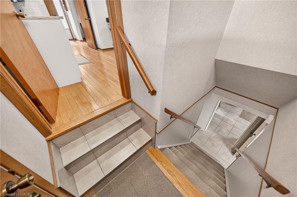 107 Laurentian Drive Property Photo 21