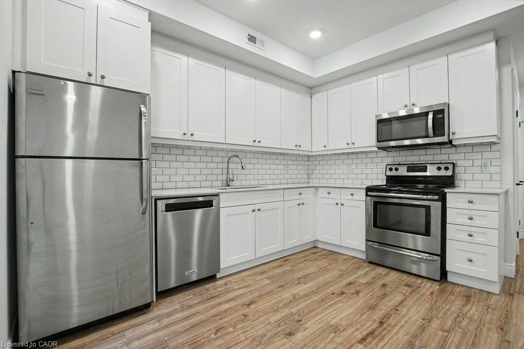 B105-112 Union Street E Property Photo 9