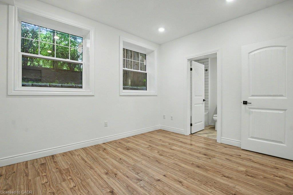 B105-112 Union Street E Property Photo 16