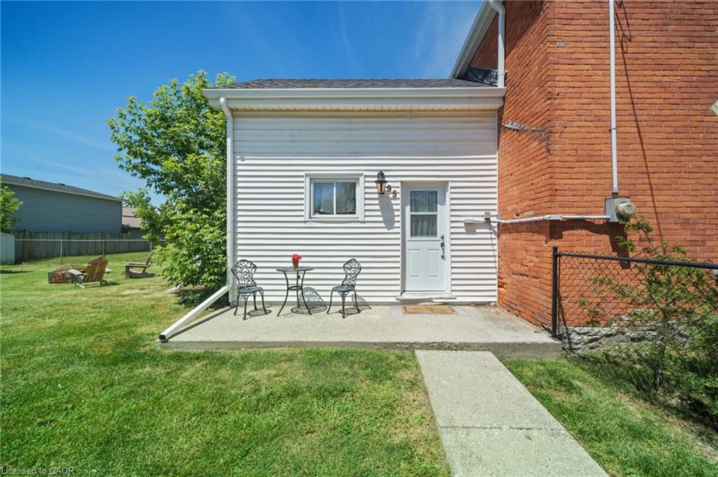 95 King Street W Property Photo 38
