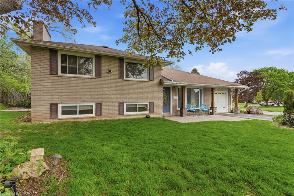197 Burbank Street Property Photo 3