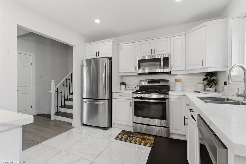 197 Burbank Street Property Photo 7