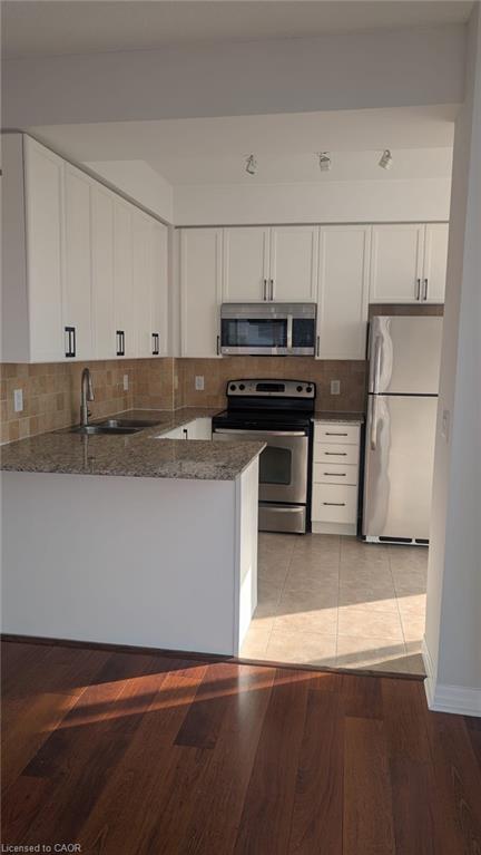 3104-225 Webb Drive Property Photo 9